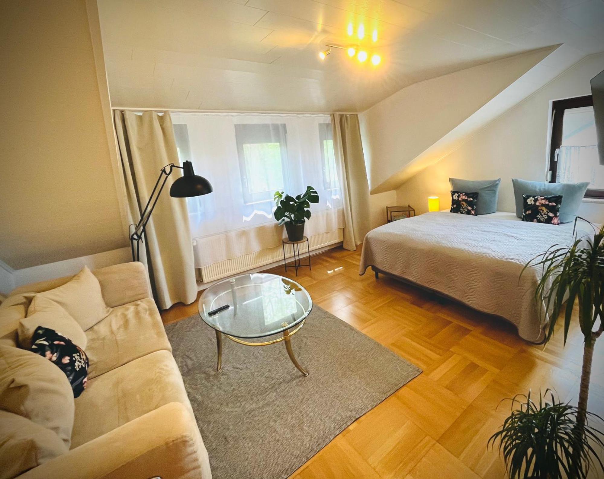 Casa Inn Parkview - Relax & Chill - Perfect For Business Travel, Weekend Trip, Family&Friends, Dogs Lover, Romance, Layover Or Longstay Limburg an der Lahn Exteriör bild