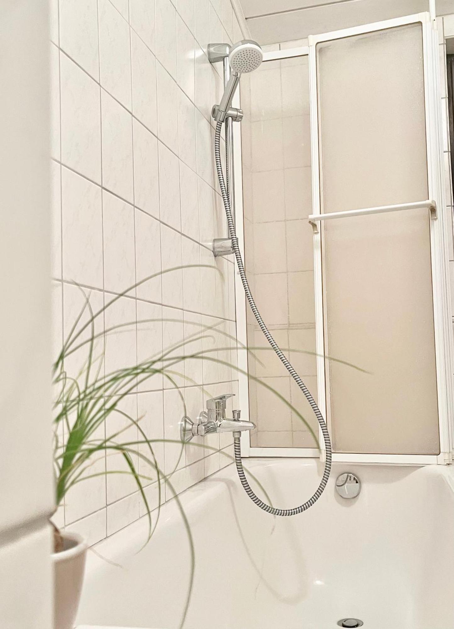 Casa Inn Parkview - Relax & Chill - Perfect For Business Travel, Weekend Trip, Family&Friends, Dogs Lover, Romance, Layover Or Longstay Limburg an der Lahn Exteriör bild