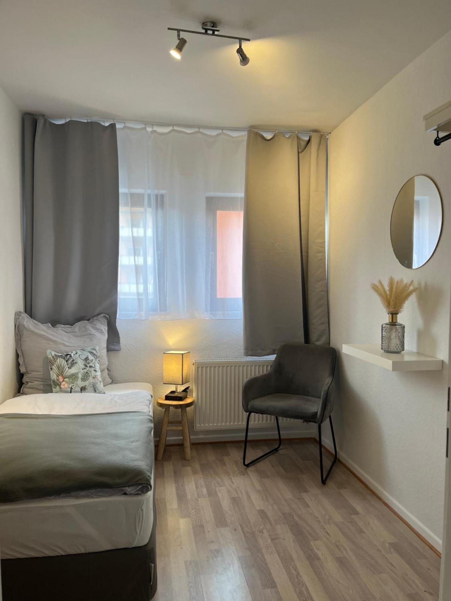 Casa Inn Parkview - Relax & Chill - Perfect For Business Travel, Weekend Trip, Family&Friends, Dogs Lover, Romance, Layover Or Longstay Limburg an der Lahn Exteriör bild
